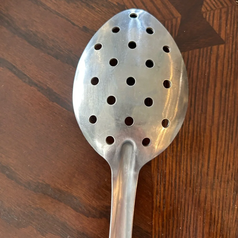 EKCO 11.5 Inch Stainless Steel Slotted Spoon in Pristine Condition See Pictures